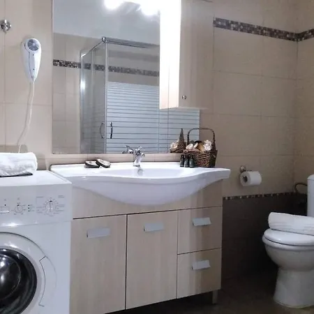 Thea Family 4 Nyaraló *