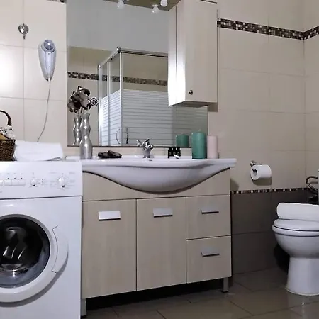 Thea Family 4 * Yénion