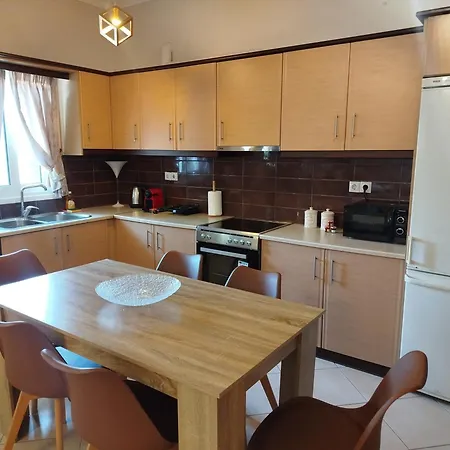 Thea Family 4 Casa vacanze Yénion